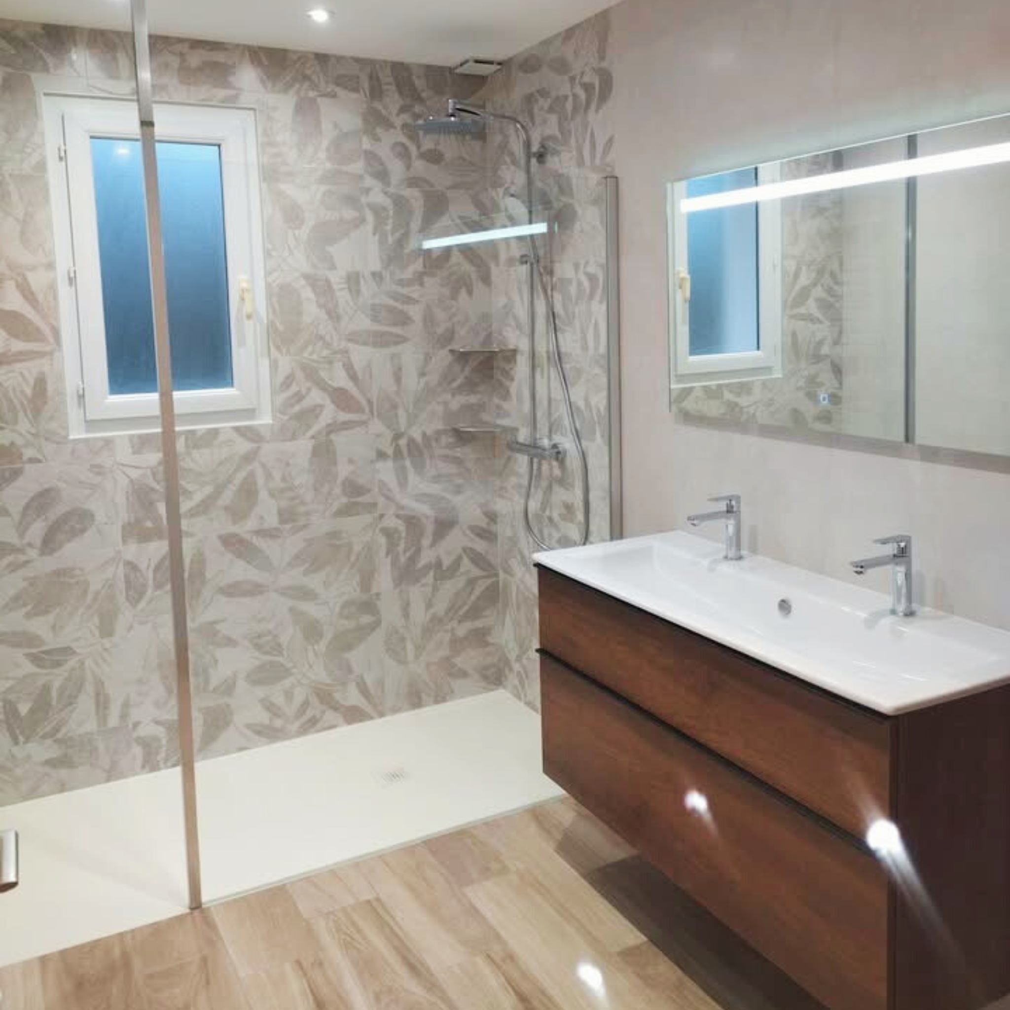 Rénovation de salle de bain réalisée par la SARL Garcin plombier chauffagiste à Échiré près de Niort